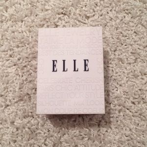 Elle earring/necklace box (empty)